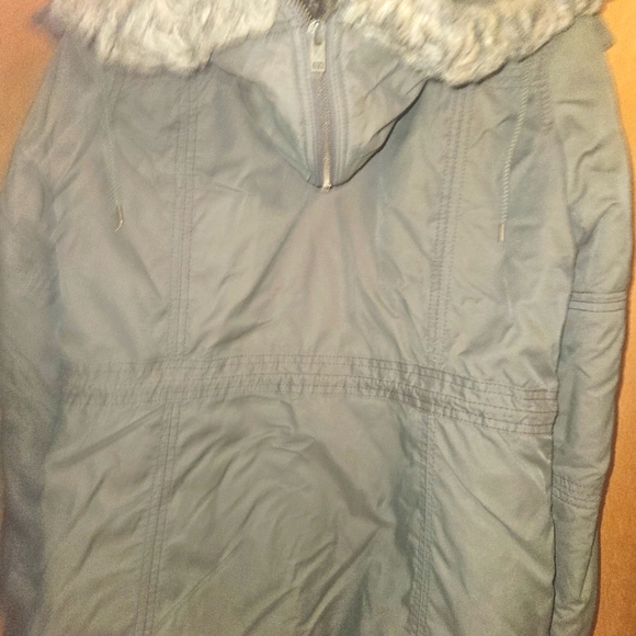 American Eagle size M olive/army green woman's winter coat, jacket sherpa ligned - Picture 9 of 10